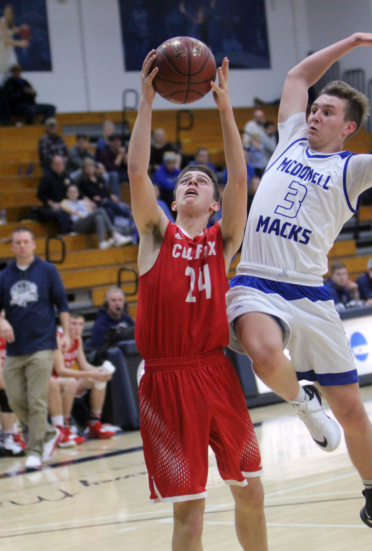 McDonell boys basketball vs Colfax at UW-Stout 12-1-18